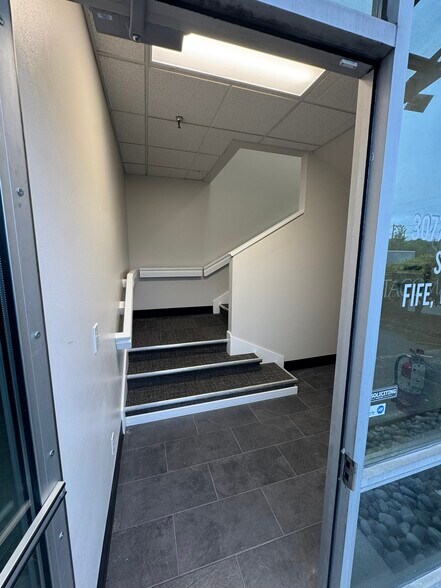 More Photos Of 3077 20th St E, Fife Warehouse For Lease