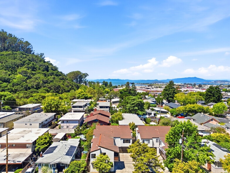 More Photos Of 3425 Carlson Blvd, El Cerrito Apartments For Sale