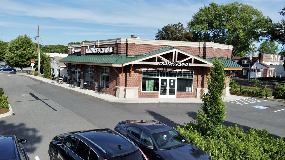 Primary Photo Of 75 Main St, Old Saybrook Unknown For Lease