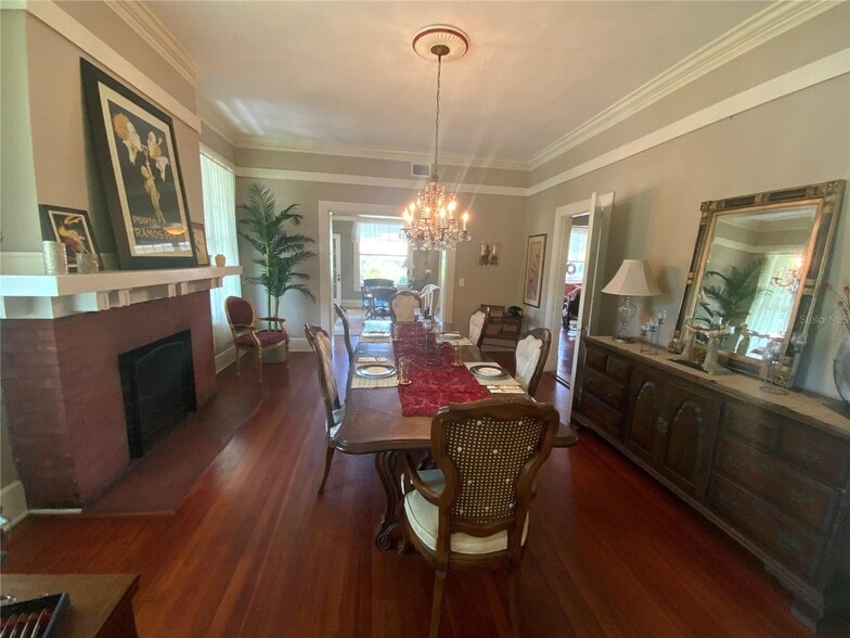 More Photos Of 606 E Oak St, Arcadia Hospitality For Sale