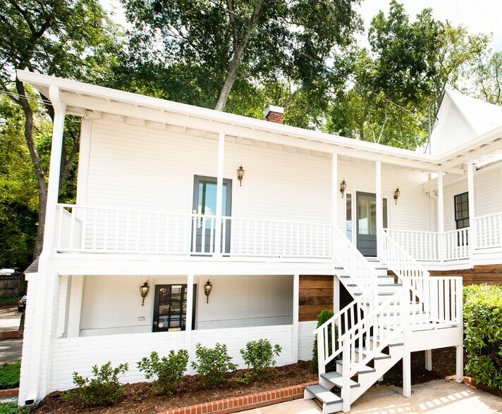 More Photos Of 125 S Milledge Ave, Athens Office Residential For Lease