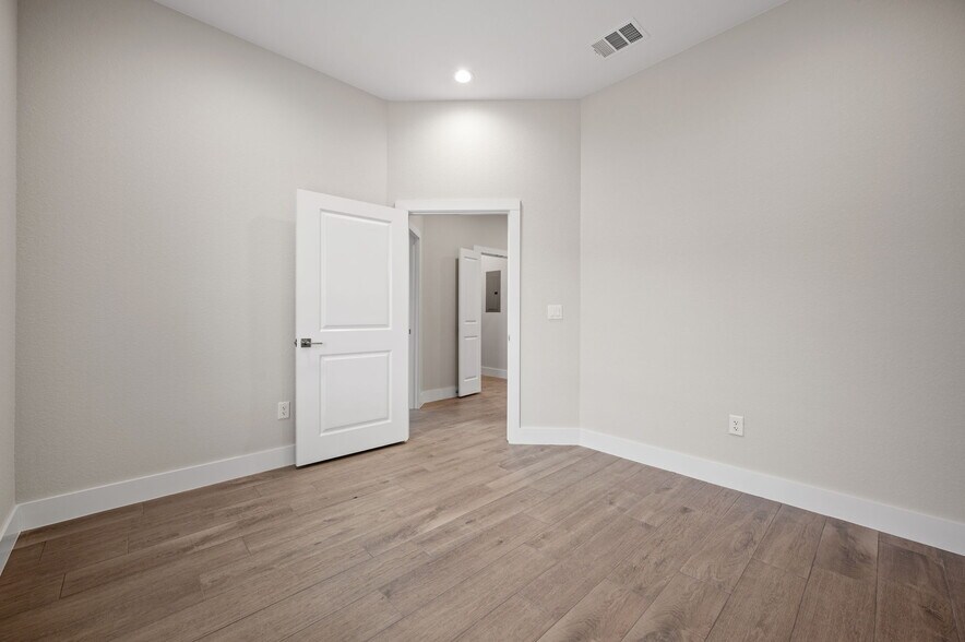 More Photos Of 2951 FM 1460, Georgetown Unknown For Lease