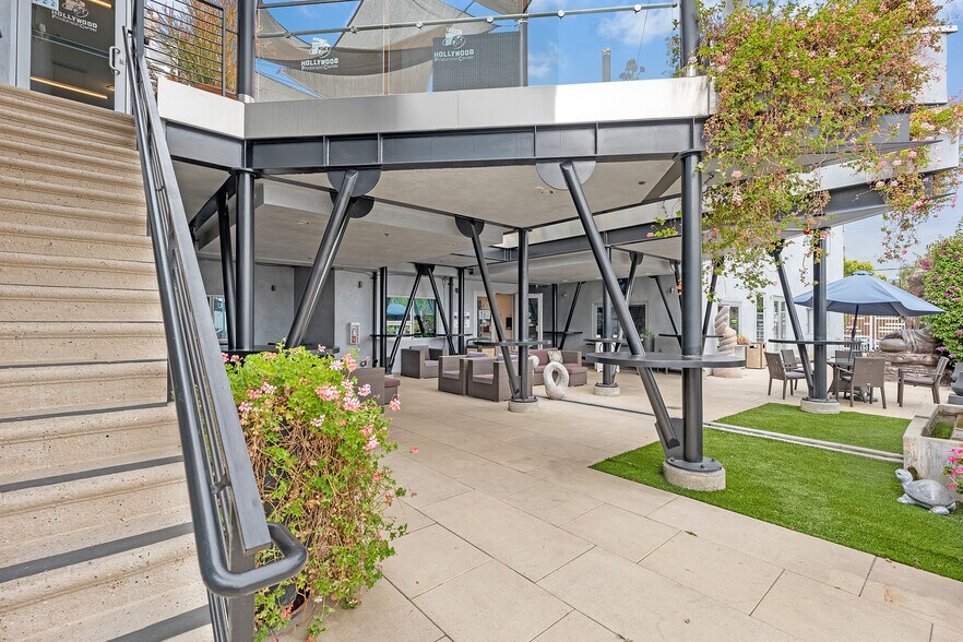 More Photos Of 6350 Santa Monica Blvd, Los Angeles Office For Sale