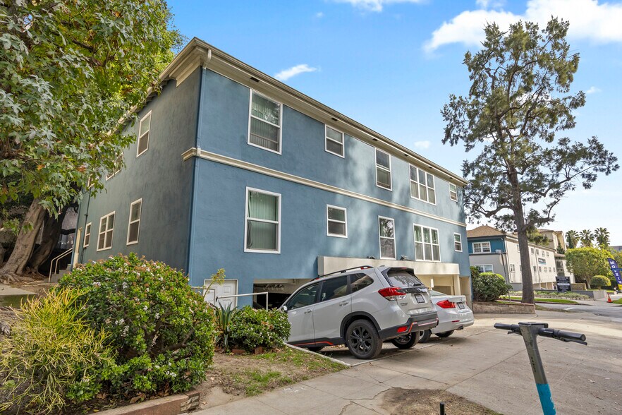 More Photos Of 11089-11099 Strathmore Dr, Los Angeles Apartments For Sale