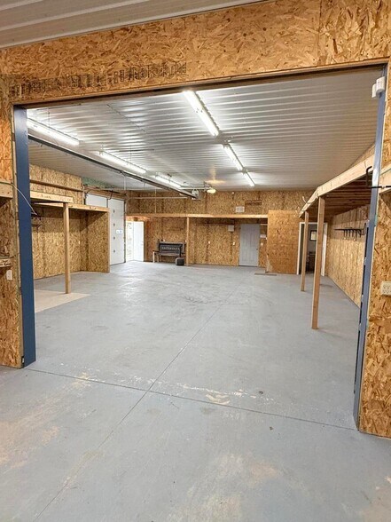 More Photos Of 232 Main St, Otho Storefront For Sale