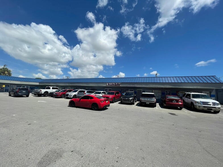 Primary Photo Of 1050-1090 E 8th Ave, Hialeah Unknown For Lease