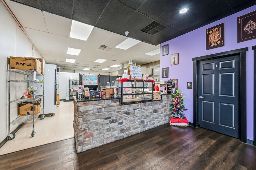 More Photos Of 501-505 Market St, East Liverpool Storefront For Sale