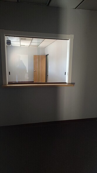 More Photos Of 1225 N Logan St, Texas City Office For Lease