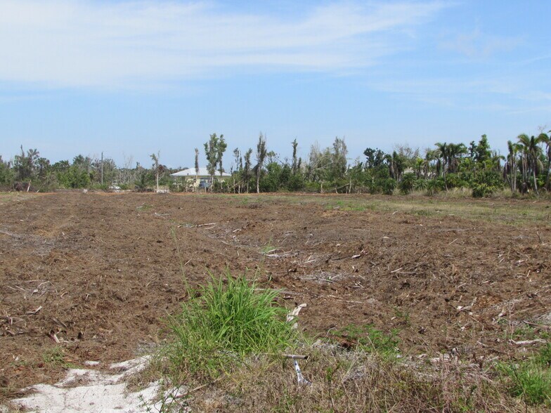 More Photos Of H. Stringfellow, Bokeelia Land For Sale