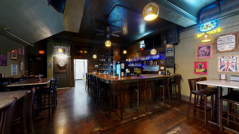 More Photos Of 3862 SE Hawthorne Blvd, Portland Movie Theatre For Sale