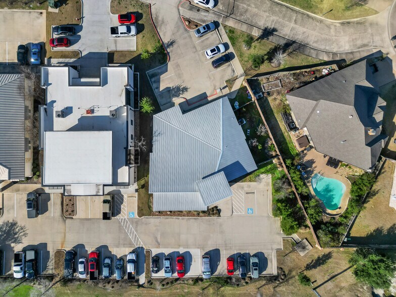 More Photos Of 555 William D Fitch Pkwy, College Station Office For Sale