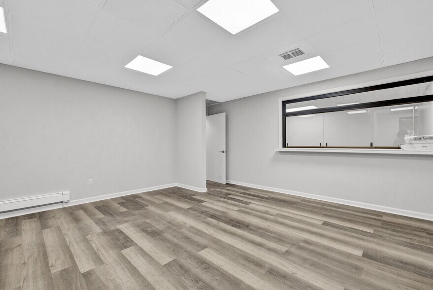 More Photos Of 215 Old Tappan Rd, Old Tappan Medical For Lease