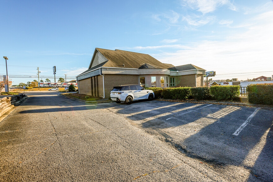 More Photos Of 8311 Two Notch Rd, Columbia Office For Sale