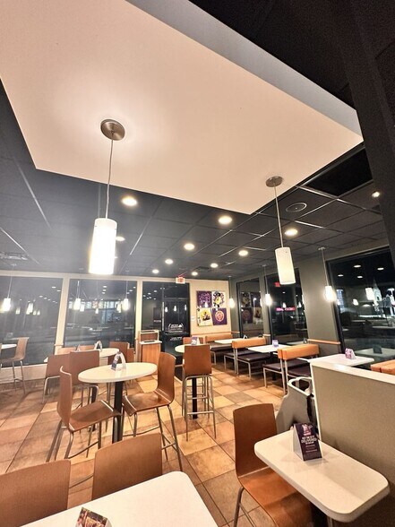 More Photos Of 355 Foxon Blvd, New Haven Fast Food For Sale