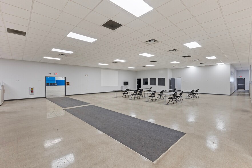 More Photos Of 200 Riverview Dr, Monessen Manufacturing For Lease