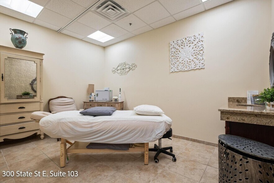 More Photos Of 300 State St E, Oldsmar Office For Lease