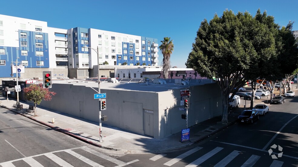 Primary Photo Of 1250 S Broadway, Los Angeles Warehouse For Sale