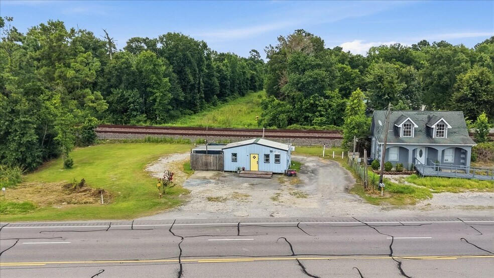 More Photos Of 5720 16th St, Orange Flex For Sale