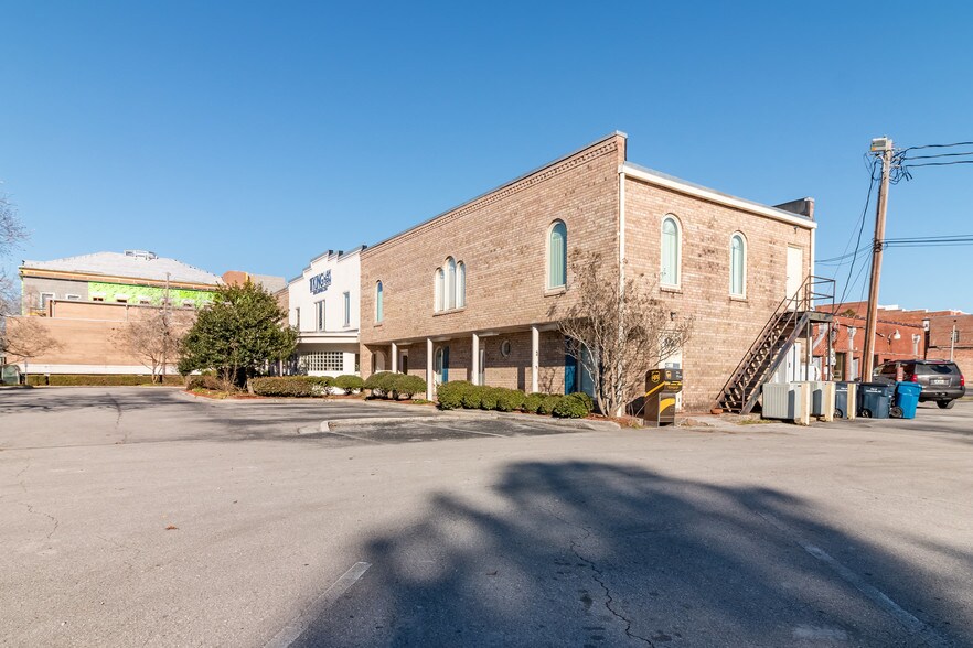 More Photos Of 112 Old Bridge St, Jacksonville Office For Sale