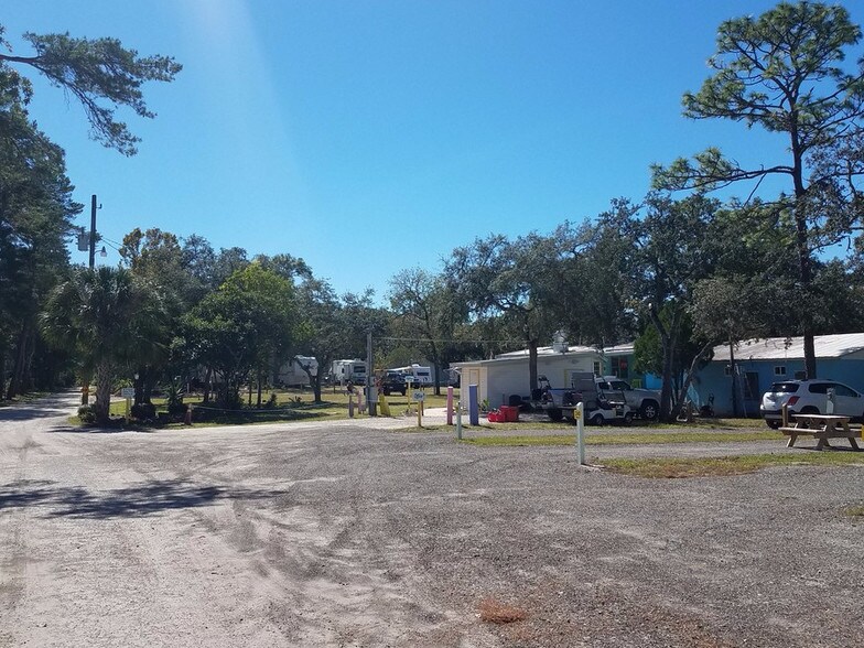 More Photos Of 13220 Houston Ave, Hudson Trailer Camper Park For Sale