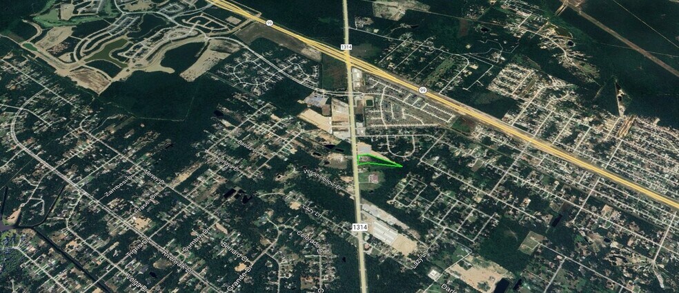 More Photos Of 22095 Farm To Market Rd, Porter Warehouse For Lease