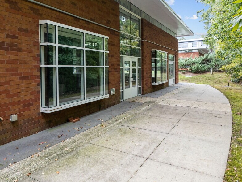 More Photos Of 5310 S Alston Ave, Durham Unknown For Lease