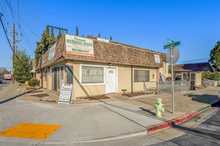 More Photos Of 2127 Middlefield Rd, Redwood City Industrial For Sale
