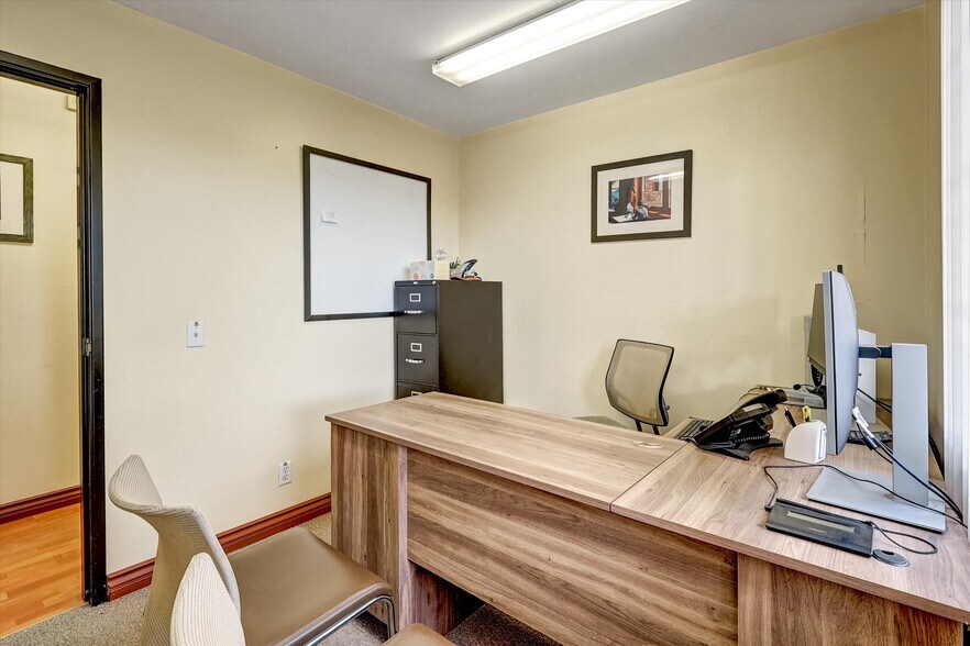 More Photos Of 120 S San Antonio Ave, Ontario Medical For Lease