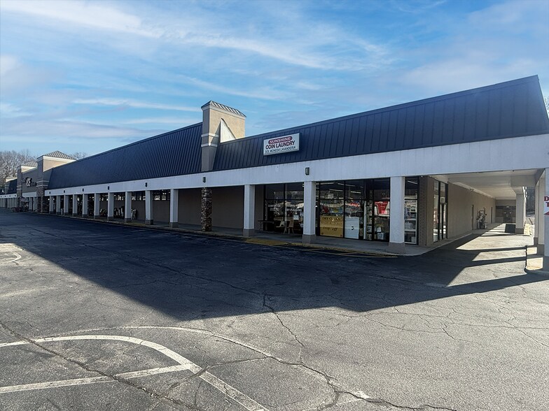More Photos Of 3951-3987 Lawrenceville Hwy, Tucker Unknown For Lease
