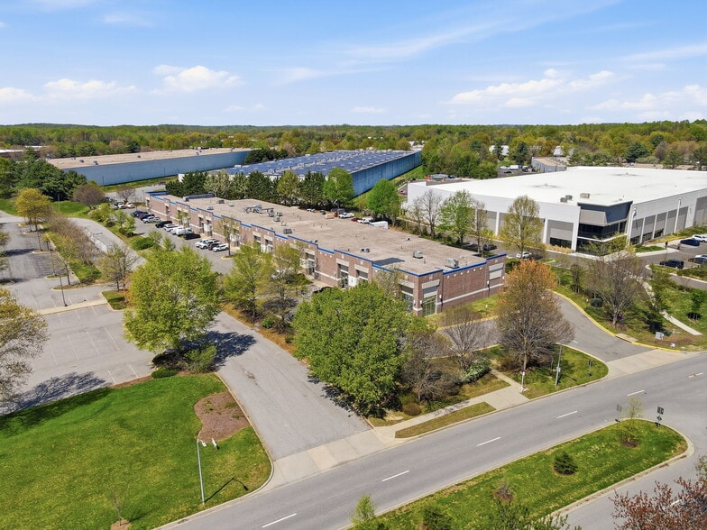 More Photos Of 1001 Prince George's Blvd, Upper Marlboro Light Manufacturing For Sale