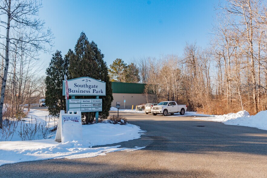 More Photos Of 3 Southgate Rd, Scarborough Warehouse For Sale