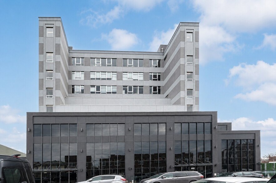 More Photos Of 1055-1063 63rd St, Brooklyn Medical For Lease