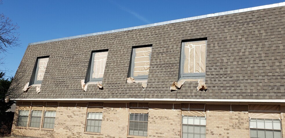 More Photos Of 1237 Southridge Ct, Hurst Medical For Sale