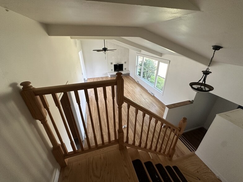 More Photos Of 10291 US Highway 14, Mazomanie Hotel For Sale