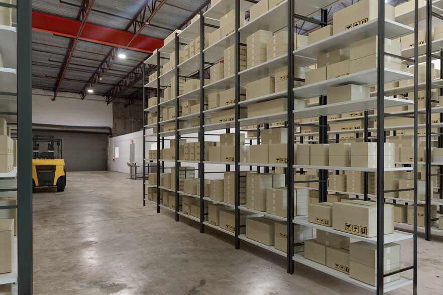 More Photos Of 2009 NW 79th Ave, Doral Warehouse For Lease