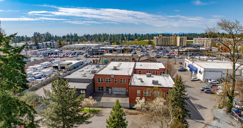More Photos Of 13753 Midvale Ave N, Seattle Warehouse For Sale