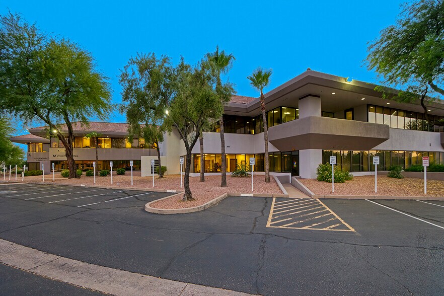 More Photos Of 9700 N 91st St, Scottsdale Medical For Lease