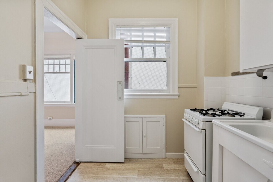 More Photos Of 1501 Polk St, San Francisco Apartments For Sale