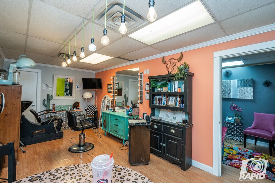 More Photos Of 72 Hassell St, San Angelo Specialty For Sale