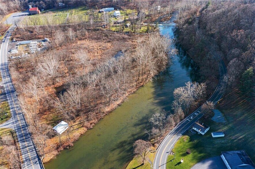 More Photos Of 1563 Old U.S. 22, Lenhartsville Apartments For Sale