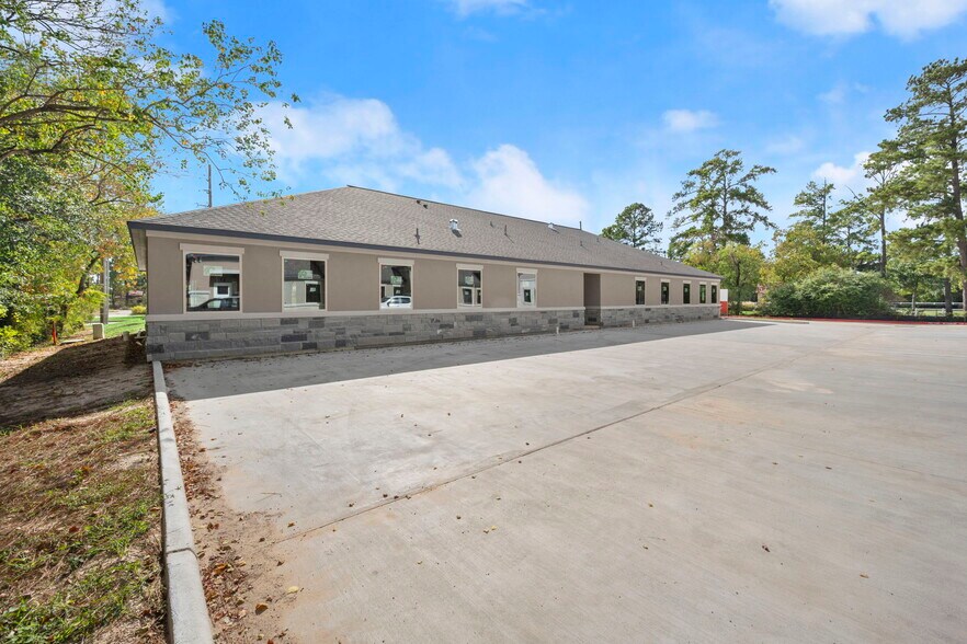 More Photos Of 12406 Spring Cypress Rd, Tomball General Retail For Lease