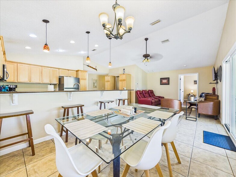 More Photos Of 100 Pilothouse Ct, Palatka Multifamily For Sale