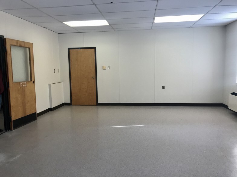 More Photos Of 3340 Watson Hwy, Du Bois Warehouse For Sale