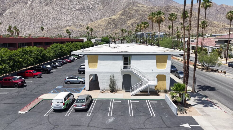 More Photos Of 401-493 E Tahquitz Canyon Way, Palm Springs General Retail For Lease