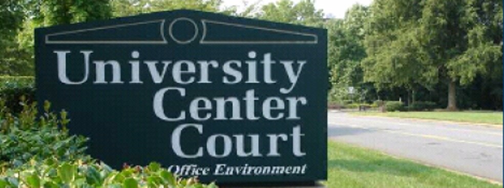 More Photos Of 416 Mccullough Dr, Charlotte Office For Lease