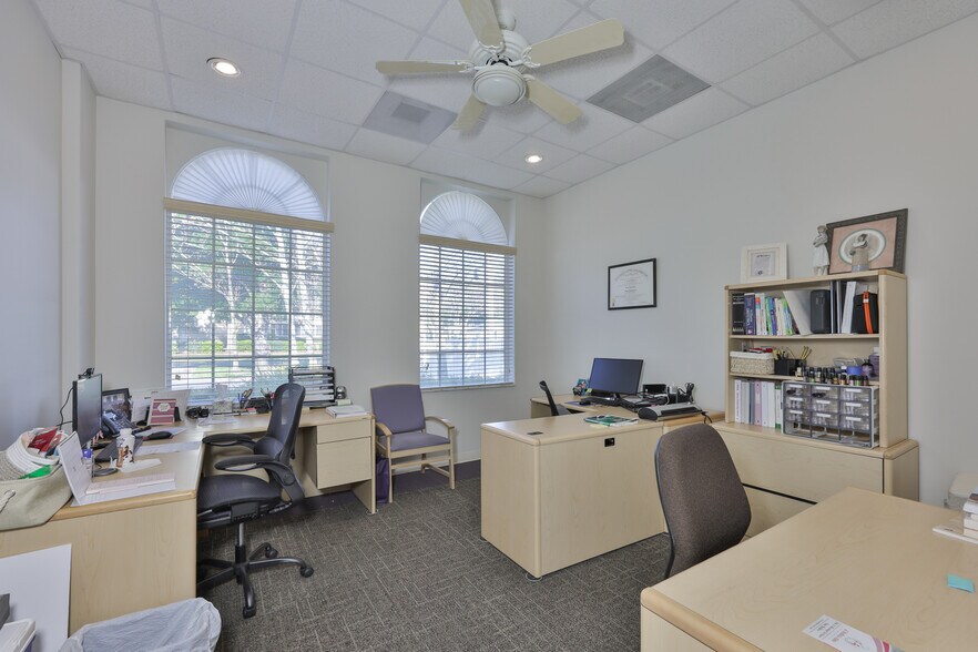 More Photos Of 1900 E Bay Dr, Largo Medical For Sale