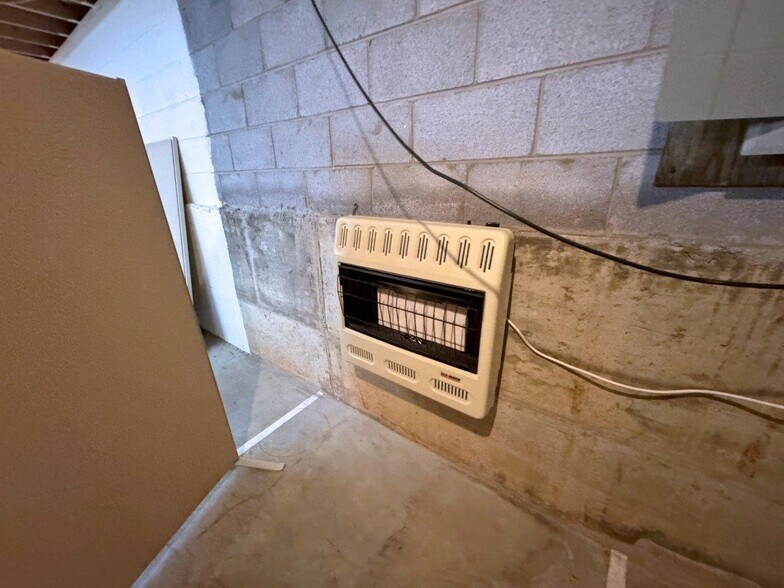 More Photos Of 1748 S Main St, Rocky Mount Office For Sale