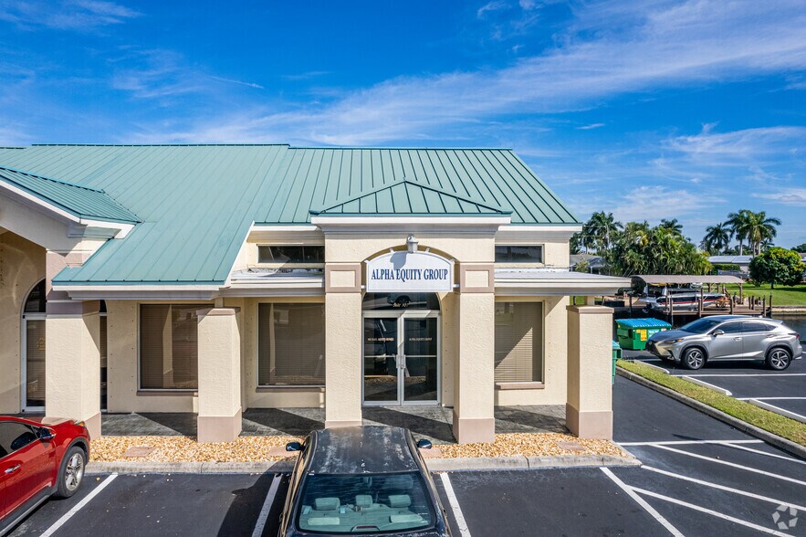More Photos Of 3515 Del Prado Blvd S, Cape Coral Medical For Lease