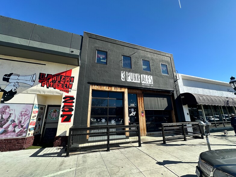 More Photos Of 259 3rd Ave, Chula Vista Storefront For Lease
