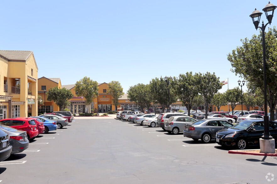 More Photos Of NEC Foothill Blvd, Rancho Cucamonga Unknown For Lease